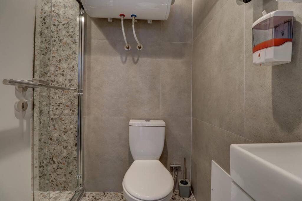 Town Square Apartment Pristina Exterior photo